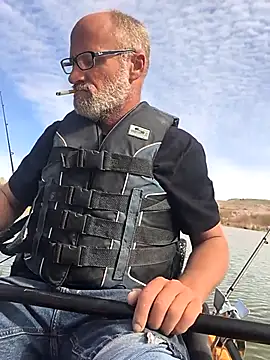 FloppyPickle4u online show from February 2026 06:03:01 PM