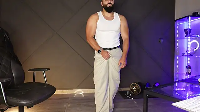 mattmasterss online show from May 2026 08:15:01 PM