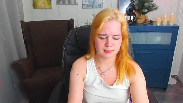 Snapshot of AlicePopsy chatting on January 2025 12:04:02 AM AlicePopsy online show from January 2025 12:04:02 AM