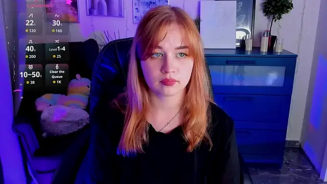 Snapshot of AlicePopsy chatting on September 2025 12:48:01 PM AlicePopsy online show from September 2025 12:48:01 PM