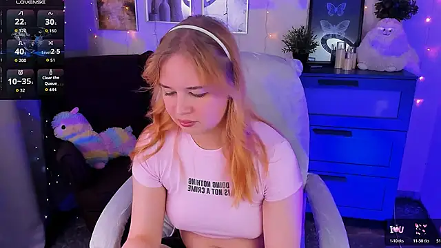 AlicePopsy online show from October 2025 11:23:02 AM