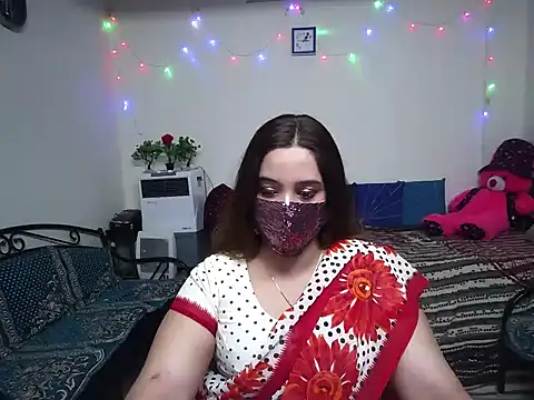 Arushisingh8888 online show from December 2024 09:39:01 AM