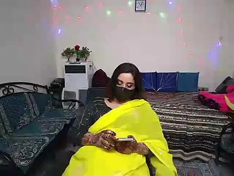 Arushisingh8888 online show from December 2024 11:18:01 AM