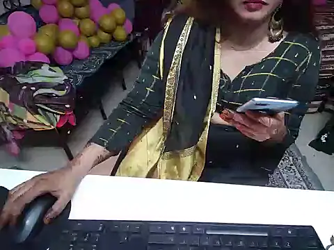 Arushisingh8888 online show from December 2024 12:00:02 PM