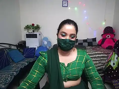 Arushisingh8888 online show from February 2025 11:44:02 AM