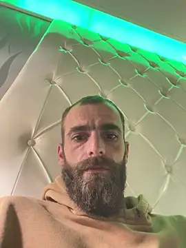 Snapshot of Antonio_Vatooo chatting on September 2025 07:19:02 PM Antonio Vatooo online show from September 2025 07:19:02 PM