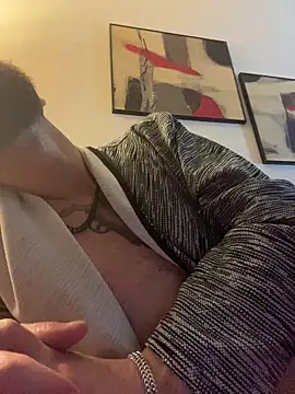 Snapshot of Antonio_Vatooo chatting on November 2025 02:32:02 AM Antonio Vatooo online show from November 2025 02:32:02 AM