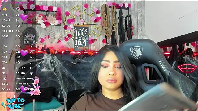 Snapshot of Neko_Misaki chatting on October 2025 11:44:02 AM Neko Misaki online show from October 2025 11:44:02 AM