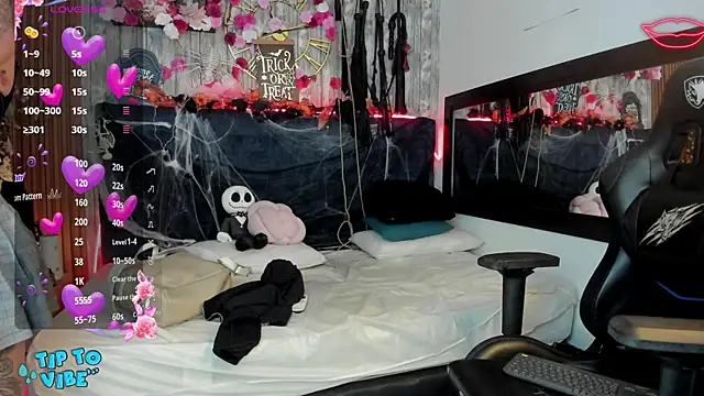 Snapshot of Neko_Misaki chatting on November 2025 11:43:01 AM Neko Misaki online show from November 2025 11:43:01 AM