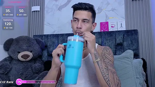 JAYCOB00 online show from February 2026 02:38:02 AM