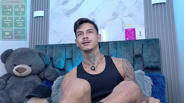 JAYCOB00 online show from May 2026 02:07:01 AM
