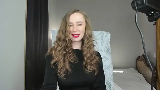 Snapshot of CharlotteWells chatting on April 2026 02:44:02 PM CharlotteWells online show from April 2026 02:44:02 PM