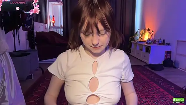 Snapshot of electric_babe chatting on February 2026 10:49:01 AM electric babe online show from February 2026 10:49:01 AM