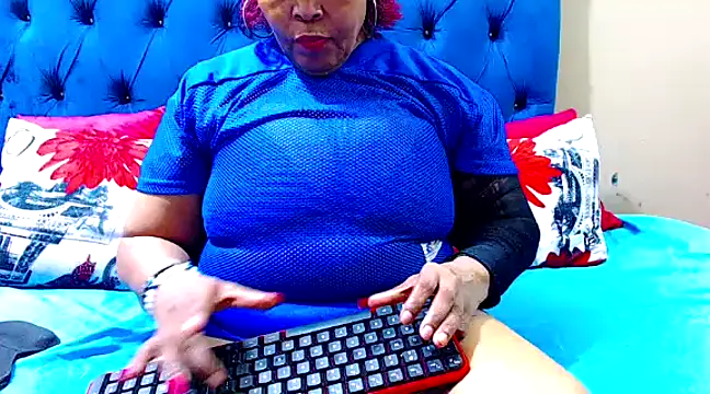 Snapshot of ebonycandy10 chatting on February 2025 08:59:02 AM ebonycandy10 online show from February 2025 08:59:02 AM