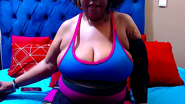 Snapshot of ebonycandy10 chatting on March 2025 04:49:02 AM ebonycandy10 online show from March 2025 04:49:02 AM