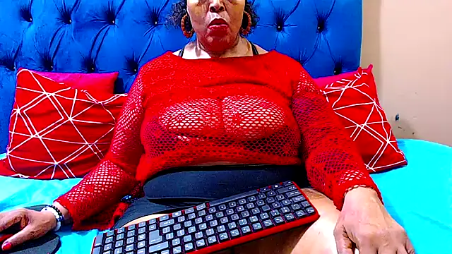 Snapshot of ebonycandy10 chatting on March 2025 03:18:02 PM ebonycandy10 online show from March 2025 03:18:02 PM