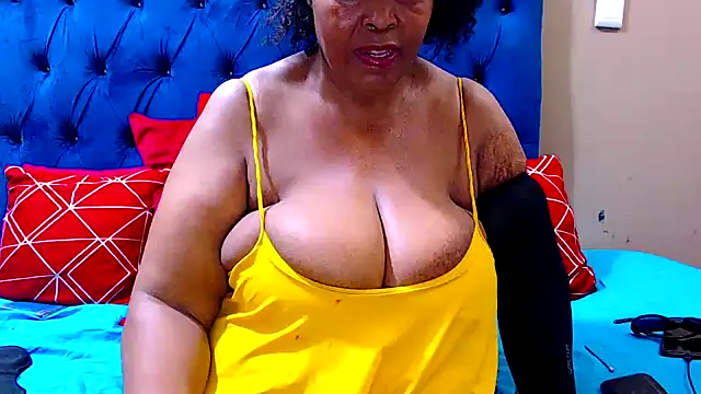 Snapshot of ebonycandy10 chatting on March 2025 04:54:02 AM ebonycandy10 online show from March 2025 04:54:02 AM