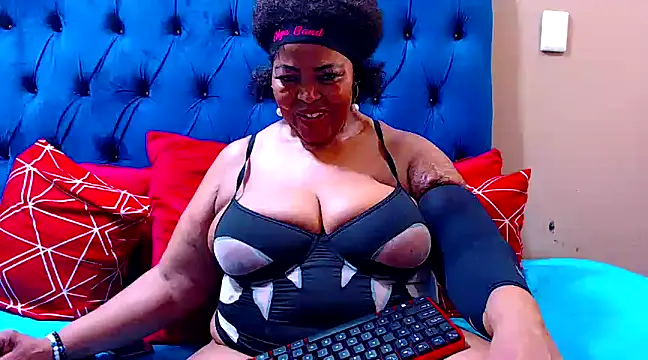 Snapshot of ebonycandy10 chatting on March 2025 07:35:02 AM ebonycandy10 online show from March 2025 07:35:02 AM