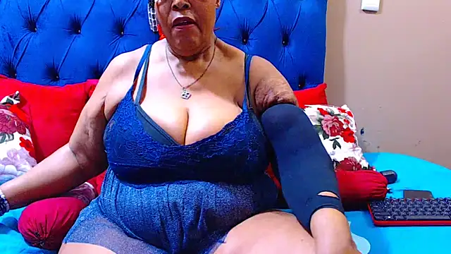 Snapshot of ebonycandy10 chatting on September 2025 05:51:01 AM ebonycandy10 online show from September 2025 05:51:01 AM