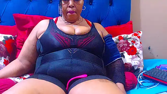 ebonycandy10 online show from October 2025 06:45:02 AM