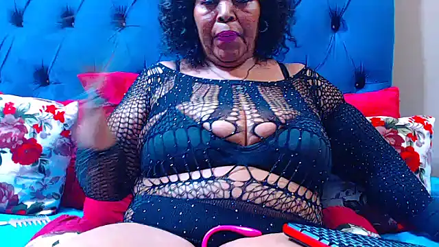 ebonycandy10 online show from October 2025 06:19:02 PM