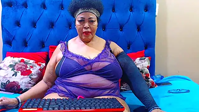 ebonycandy10 online show from April 2026 08:04:02 AM