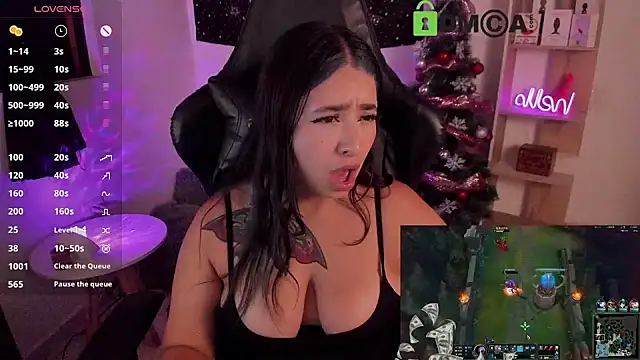 sweetcoralinee online show from January 2025 07:31:01 AM