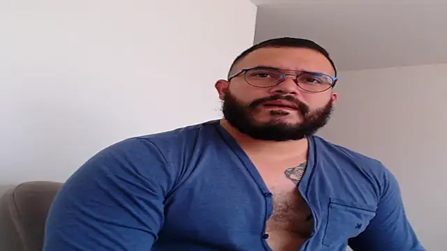 Snapshot of alexandergranda71 chatting on February 2025 03:39:01 PM alexandergranda71 online show from February 2025 03:39:01 PM
