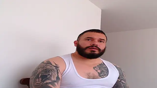 Snapshot of alexandergranda71 chatting on February 2025 03:51:02 PM alexandergranda71 online show from February 2025 03:51:02 PM