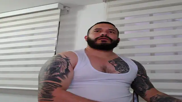 Snapshot of alexandergranda71 chatting on February 2025 11:20:01 PM alexandergranda71 online show from February 2025 11:20:01 PM
