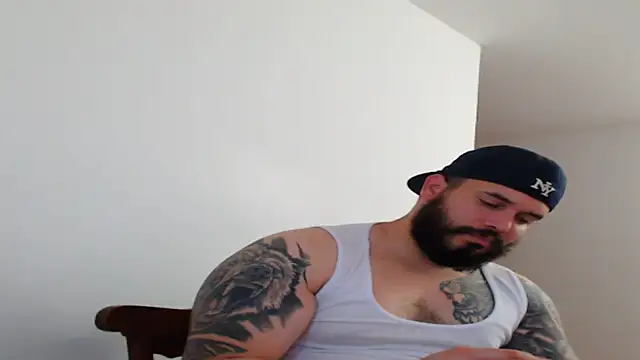 Snapshot of alexandergranda71 chatting on February 2025 12:38:02 AM alexandergranda71 online show from February 2025 12:38:02 AM