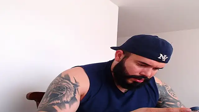 Snapshot of alexandergranda71 chatting on March 2025 03:15:02 PM alexandergranda71 online show from March 2025 03:15:02 PM