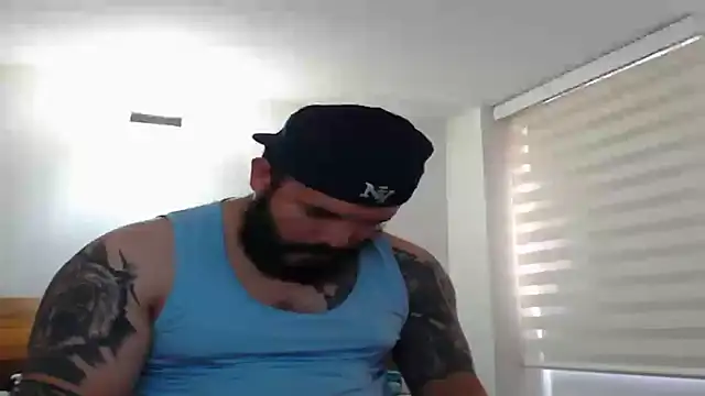 Snapshot of alexandergranda71 chatting on March 2025 03:17:02 PM alexandergranda71 online show from March 2025 03:17:02 PM