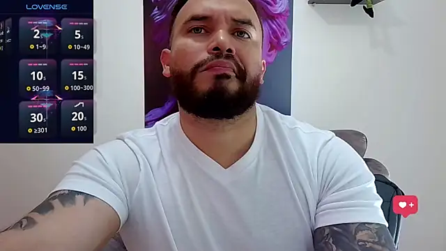 Snapshot of alexandergranda71 chatting on September 2025 03:44:01 PM alexandergranda71 online show from September 2025 03:44:01 PM