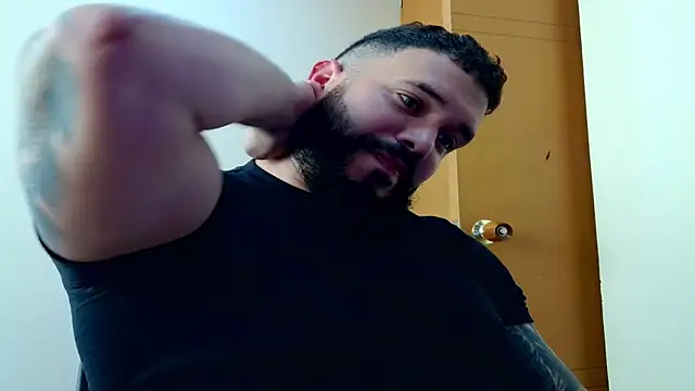 Snapshot of alexandergranda71 chatting on October 2025 08:20:01 PM alexandergranda71 online show from October 2025 08:20:01 PM