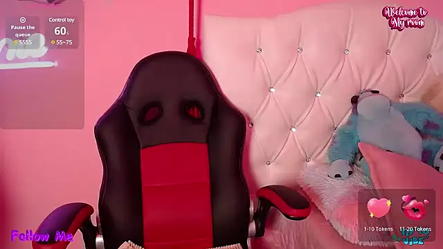 Snapshot of HECATE_23 chatting on February 2025 01:10:02 PM HECATE 23 online show from February 2025 01:10:02 PM