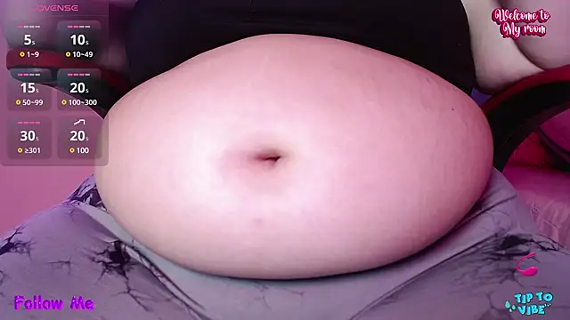 Snapshot of HECATE_23 chatting on February 2025 04:56:02 PM HECATE 23 online show from February 2025 04:56:02 PM