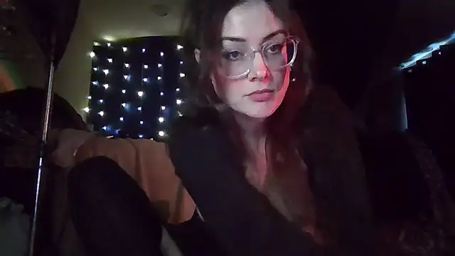 EyaDivine1 online show from March 2026 06:52:01 PM