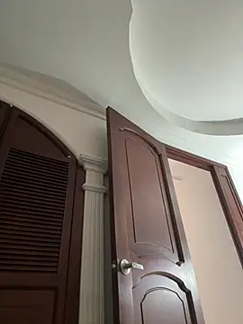 emiss  online show from February 2025 03:27:02 PM