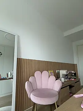 streetdoll online show from April 2026 06:35:02 AM