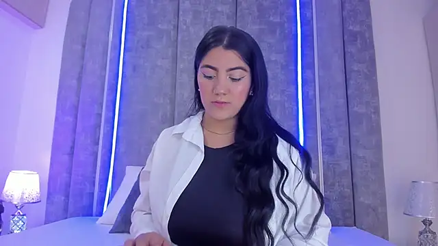 PaulinaDuarte online show from December 2024 07:32:02 PM