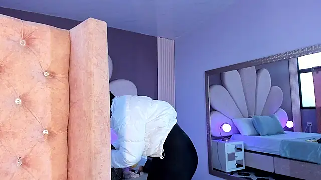 PaulinaDuarte online show from January 2026 12:21:01 PM