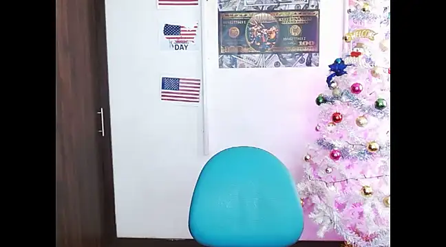 deivid estrada online show from December 2024 06:43:01 PM