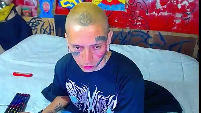 deivid estrada online show from November 2025 04:06:01 PM