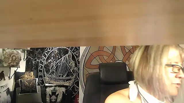 Snapshot of TittenMichelle chatting on July 2026 04:42:02 PM TittenMichelle online show from July 2026 04:42:02 PM