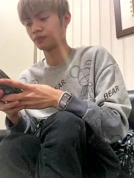 mumuowl online show from January 2026 04:01:01 PM