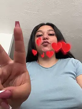 Snapshot of Kym_Owens chatting on January 2025 02:32:01 PM Kym Owens online show from January 2025 02:32:01 PM