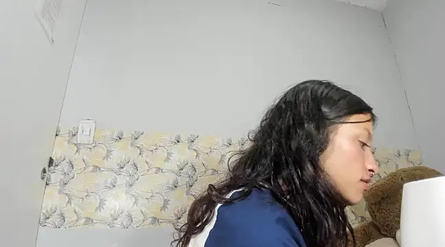 Emma-Wilson online show from February 2025 08:02:02 AM