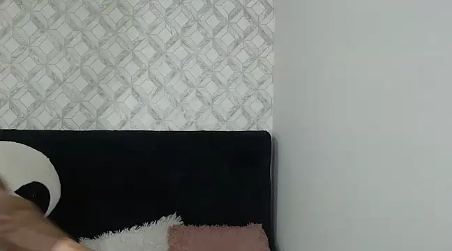 Emma-Wilson online show from February 2025 04:46:02 AM