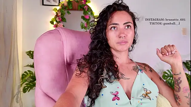 paula brunette online show from March 2026 04:18:01 AM